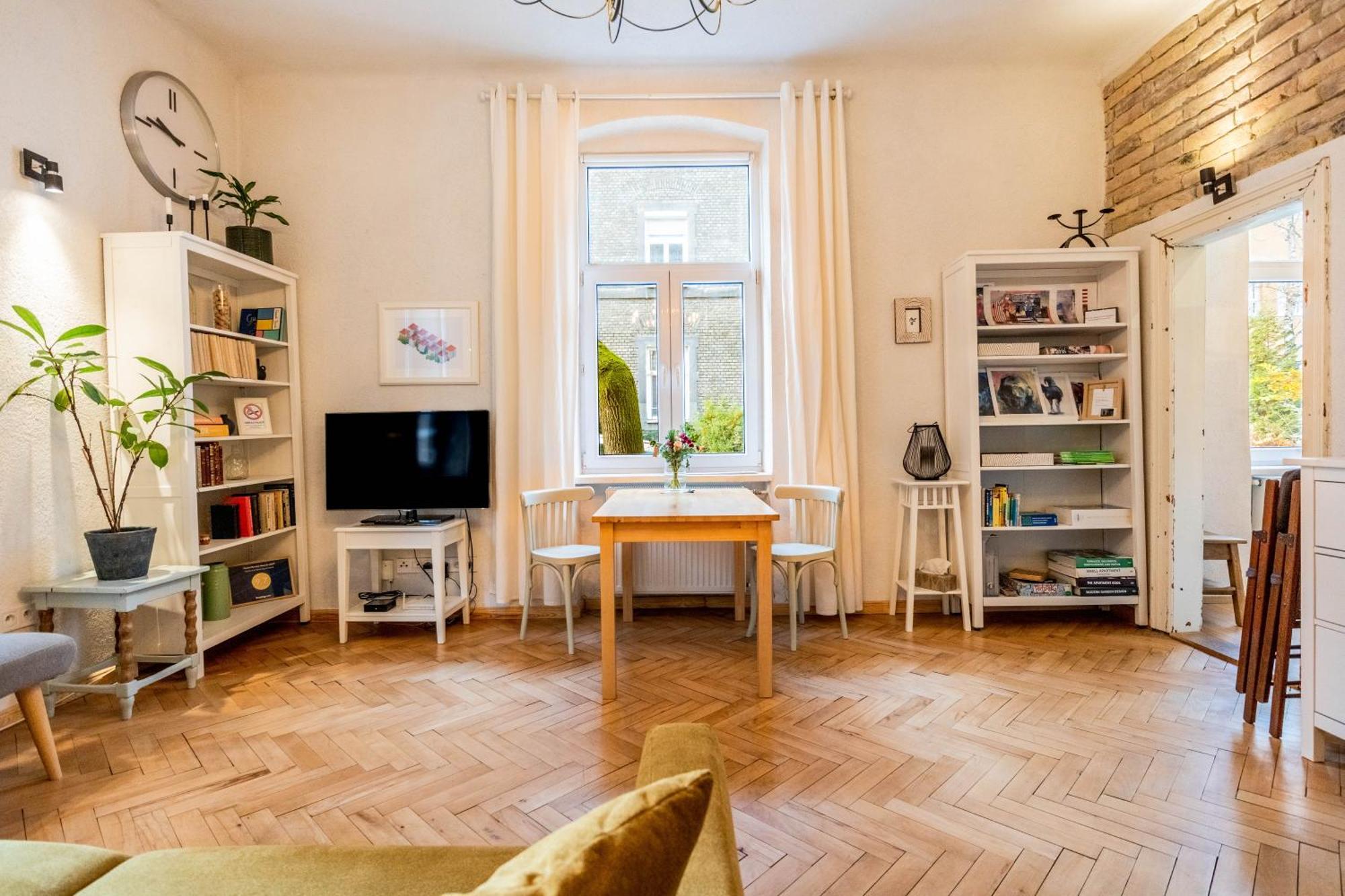Historical Wine Apartment บราติสลาวา ภายนอก รูปภาพ